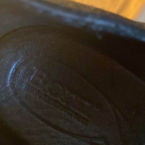 BORN Black heels with cute strap with elastic, size 8.5, NWOT, 3” heel - Picture 3 of 13